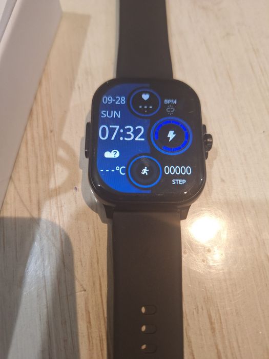 Zegarek Smartwatch Męski YYKY E02