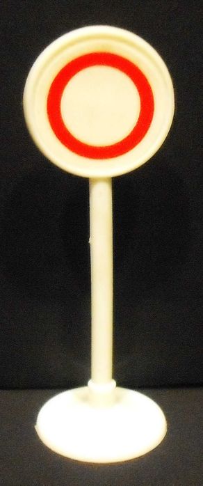 10 Sinais de trânsito antigos Portugueses anos 70 .