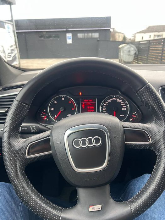 Audi Q5 2010 рік 2.0 TDI