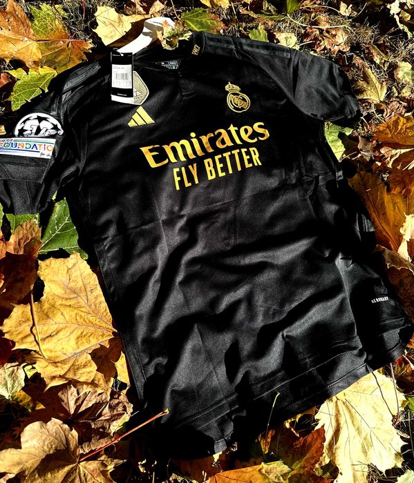 Trzecią koszulka Real Madryt na sezon 23/24 Warszawa Mokotów • OLX.pl