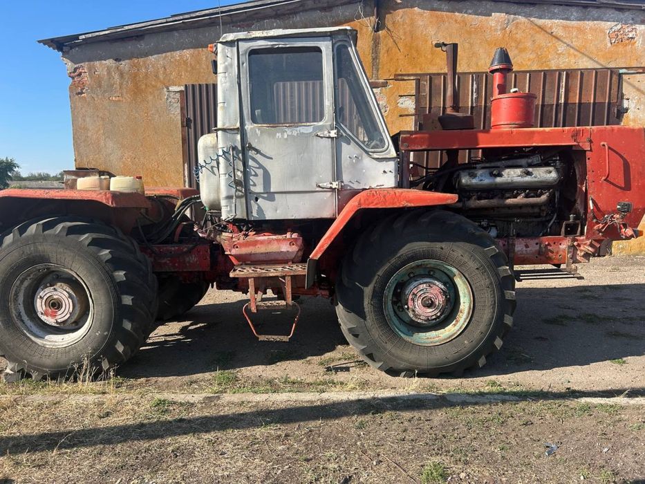 Культиватор Уманьферммаш 2017 року і Трактор Т-150, 1993 року