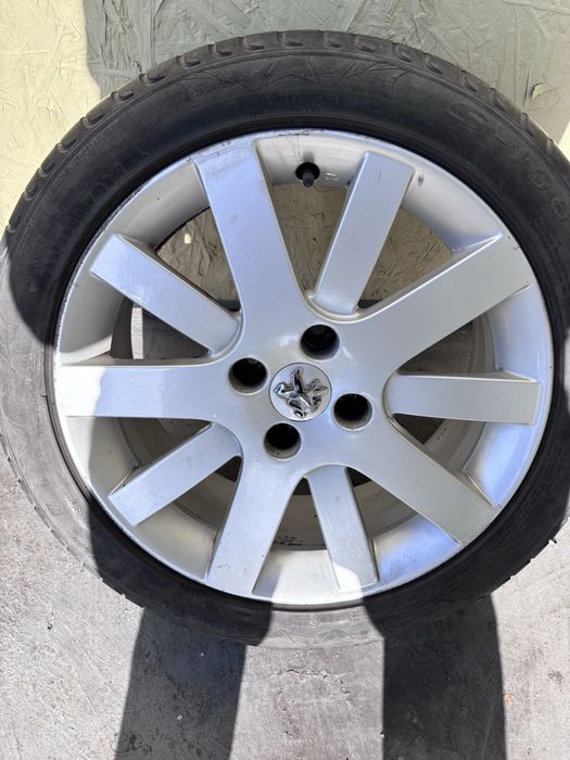 Felgi aluminiowe Peugeot gt 4x108 r17