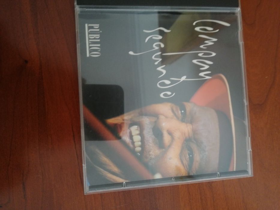 Cds originais de vários músicos