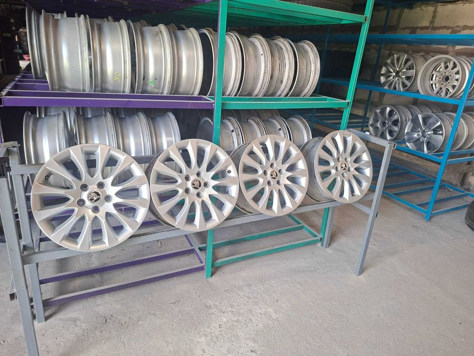 Оригінальні диски Шкода  5/112 R17 7,5J ET49 Skoda.