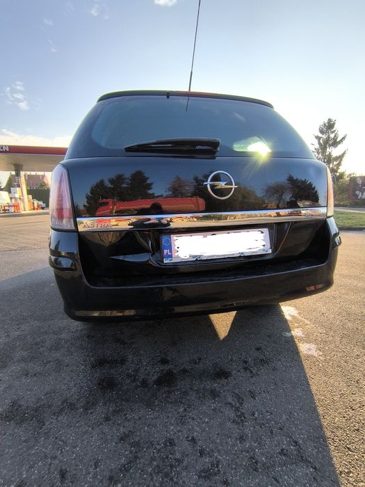 Opel Astra h 1.6 benzyna kombi