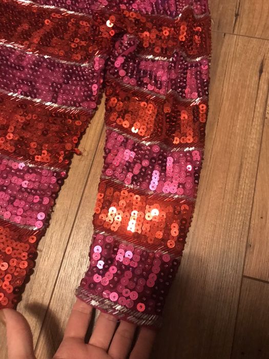 Cathy Hardwick różowy połyskujący sweter