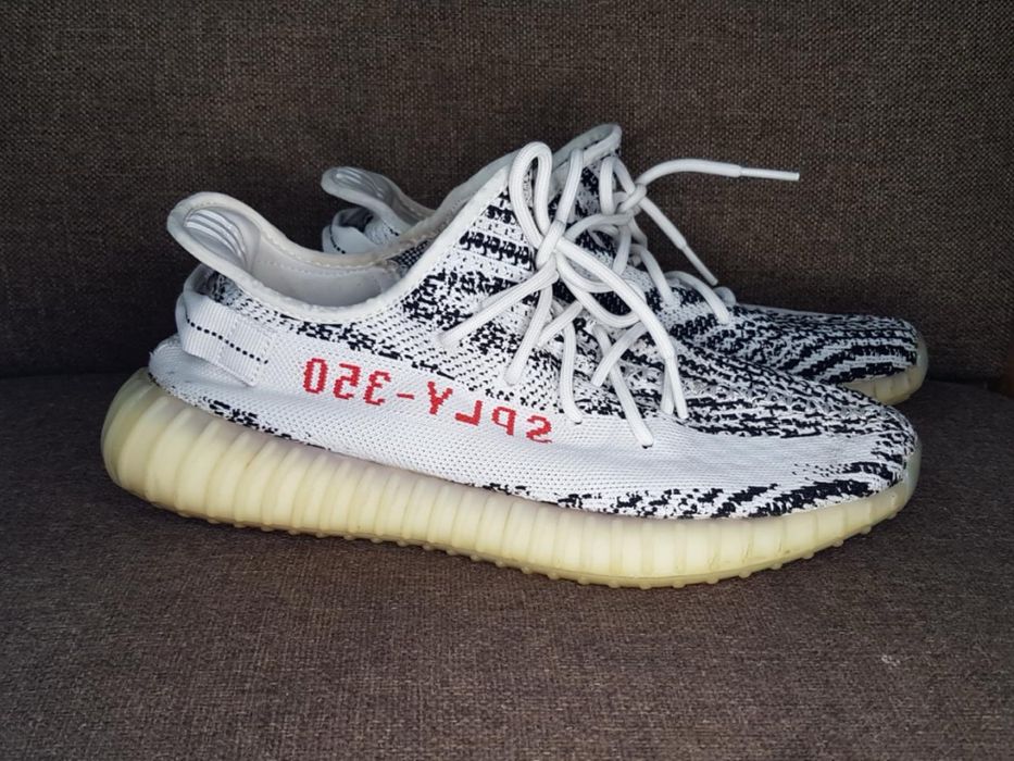 ADIDAS YEEZY boost 350 V2 Zebra