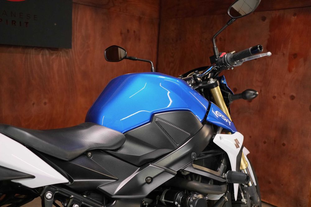 Suzuki GSR750 ABS із Японії