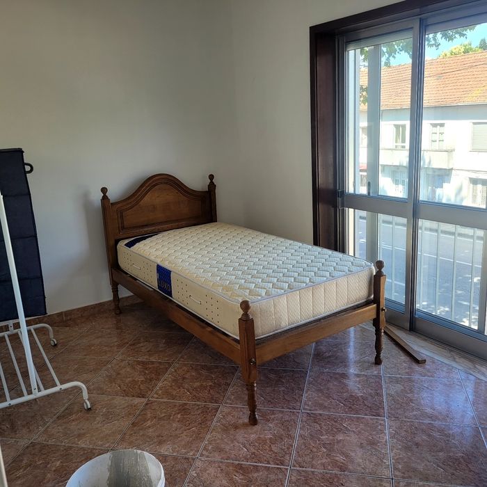 Arrenda se quarto individual