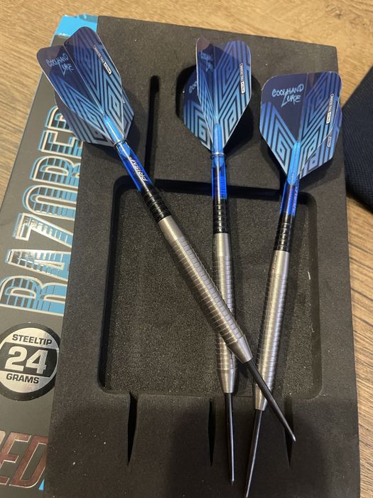 Rzutki lotki red dragon razor edge