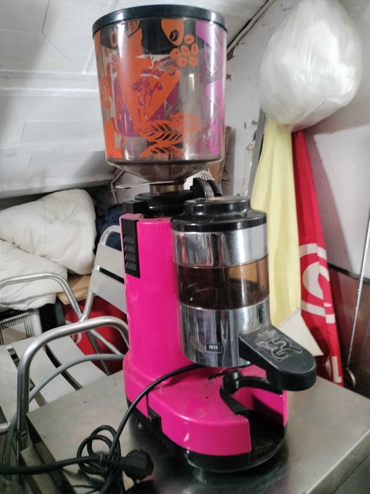 Maquina de Café profissional + moedor de café