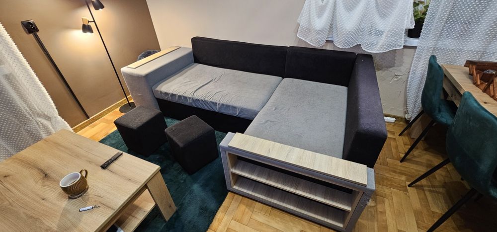 Oddam narożnik prawy + 2 pufy