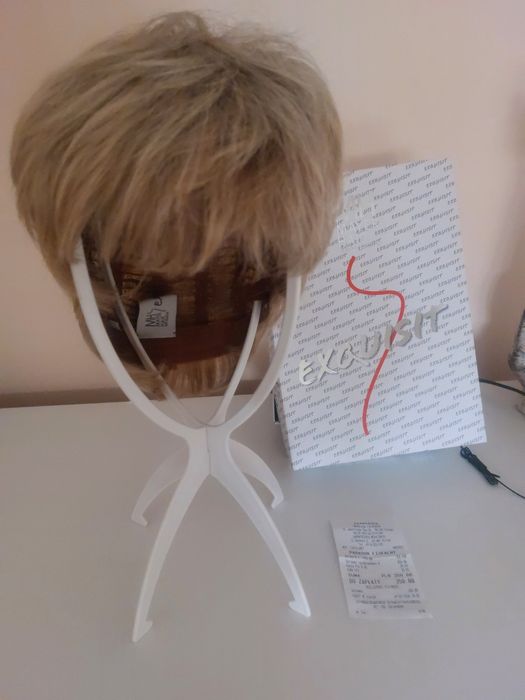 Peruka  syntetyczna blond