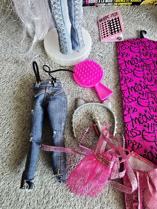 L.O.L. Surprise Remix Kitty K