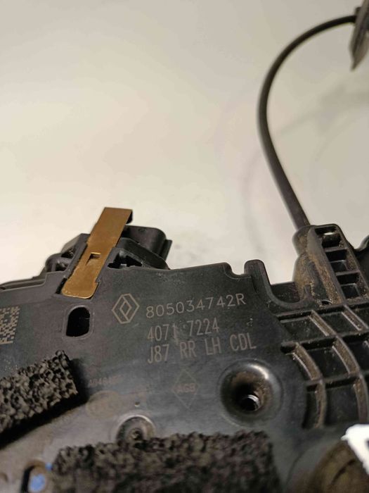 Fechadura / fecho porta trás esquerdo RENAULT Captur (J5_)