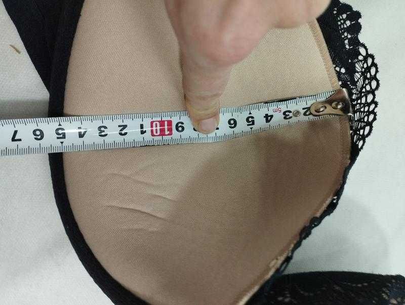 Черный кружевной лиф бюстгальтер wonderbra
Wonderbra