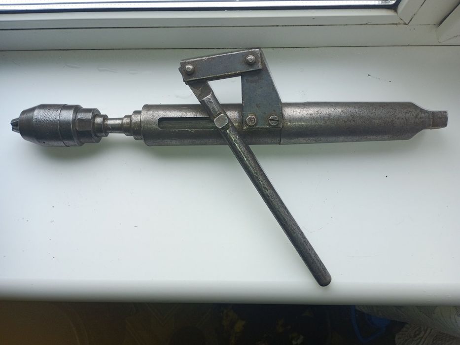 Патрон самозажимной 13-В16-2 на приспособе СССР В18 3-16 мм