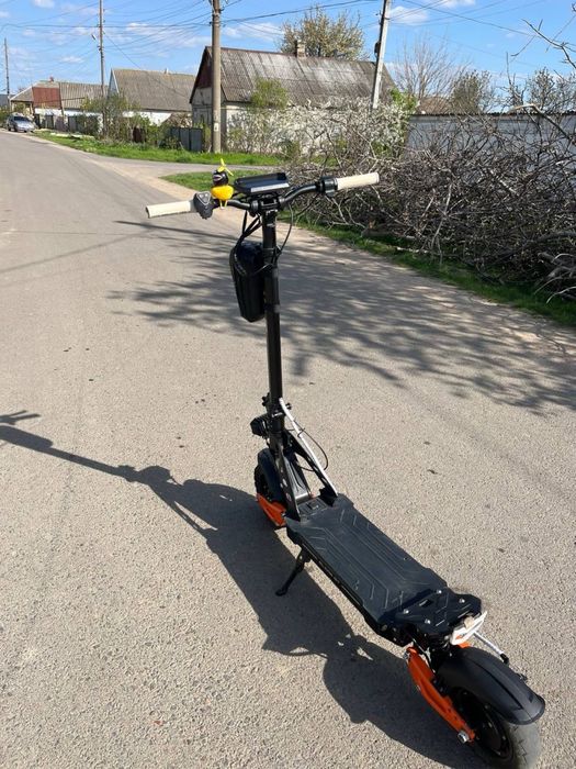 Продам електросамакат