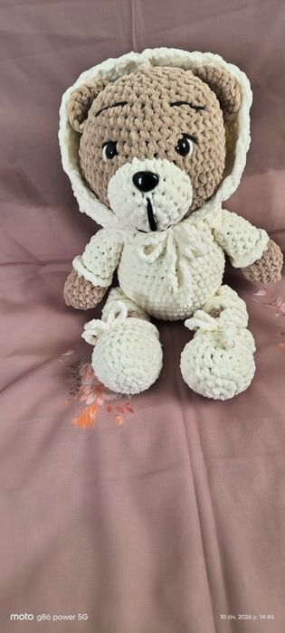 Ніжний медведик шукає друга