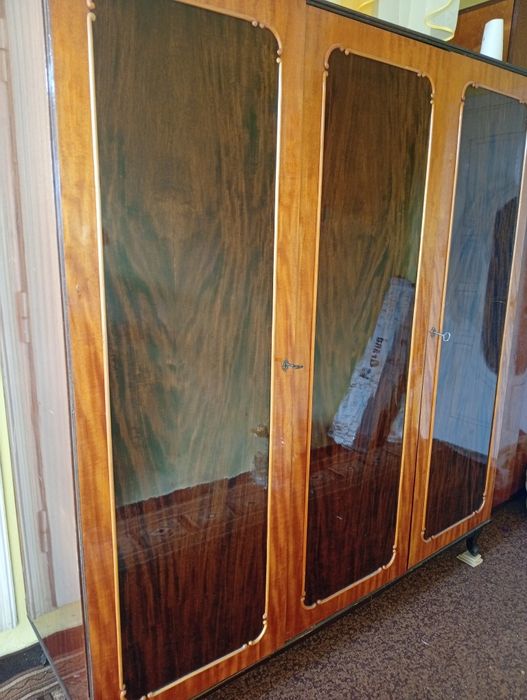 Продам шафу шкаф