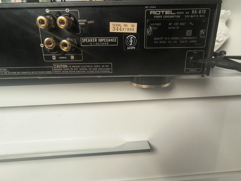 Wzmacniacz Rotel RA-870 dual mono