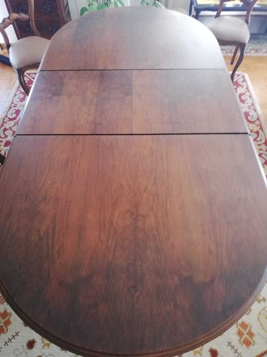 Mesa de Jantar extensível em madeira maciça - antiga em excelente estado - antiguidade bem cuidada