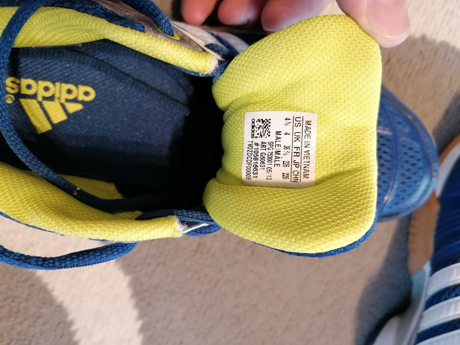 Adidas chłopięce sportowe buty 36,5