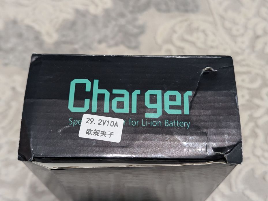 Зарядний пристрій 24V 10A для 8s LFP LiFePO4 акумуляторів. Chardger