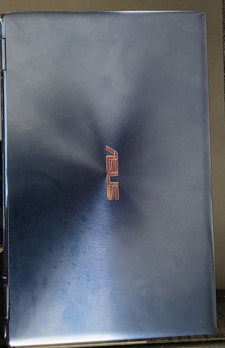 Laptop -tablet asus  niebieski mały stan bardzo dobry