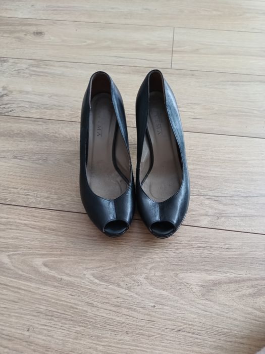 Czarne szpilki na platformie buty na obcasie ryłko 38