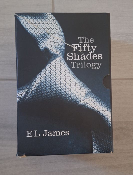 Trilogia dos Livros Fifty Shades + Caixa