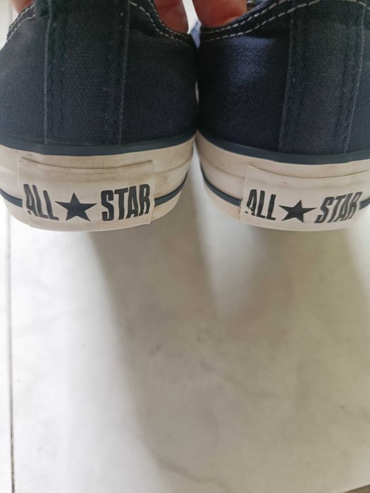 Granatowe trampki Converse