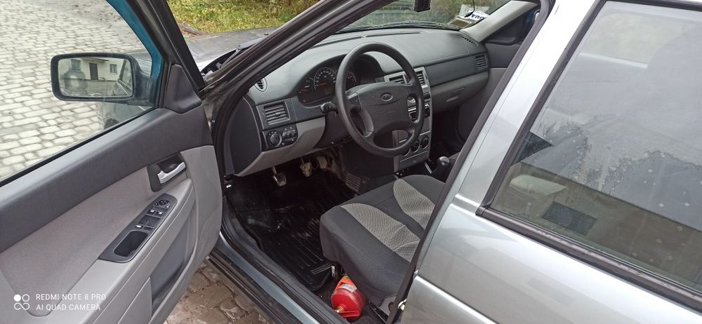 ВАЗ 2170, 2011 года выпуска.Приора