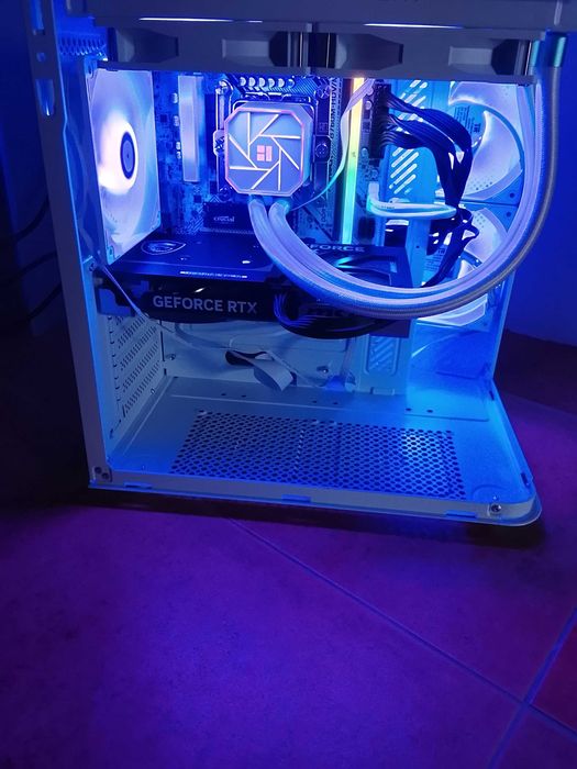 Poderoso pc gamer DDR5 com i5 13600kf e 5060ti