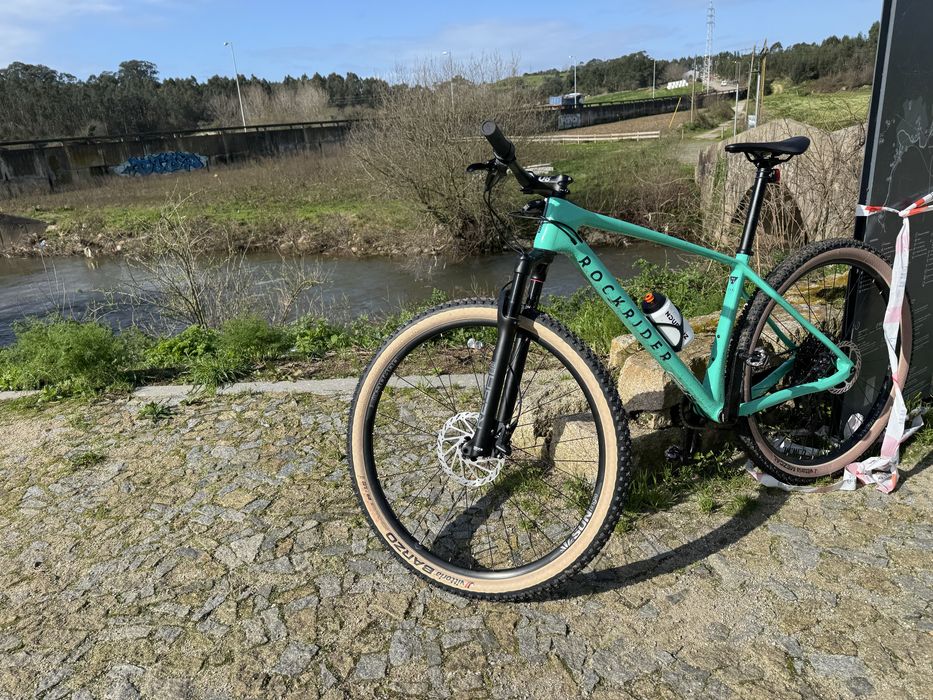 Bicicleta BTT CROSS COUNTRY ROCKRIDER RACE 740 Quadro em Carbono Verde Reba