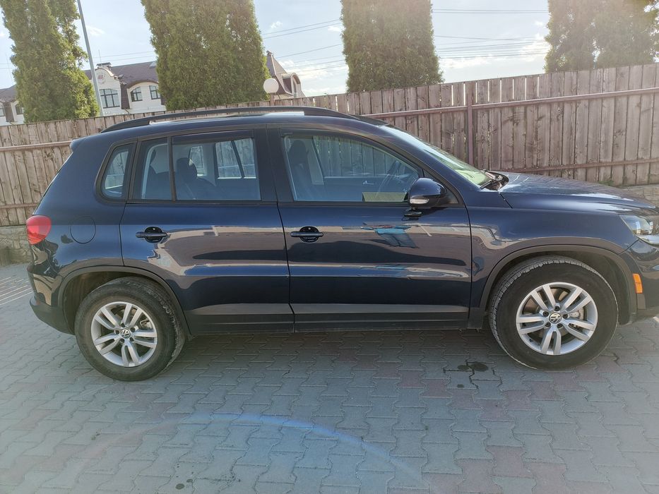 Продам власне авто Фольксваген тігуан 14,15 рік.