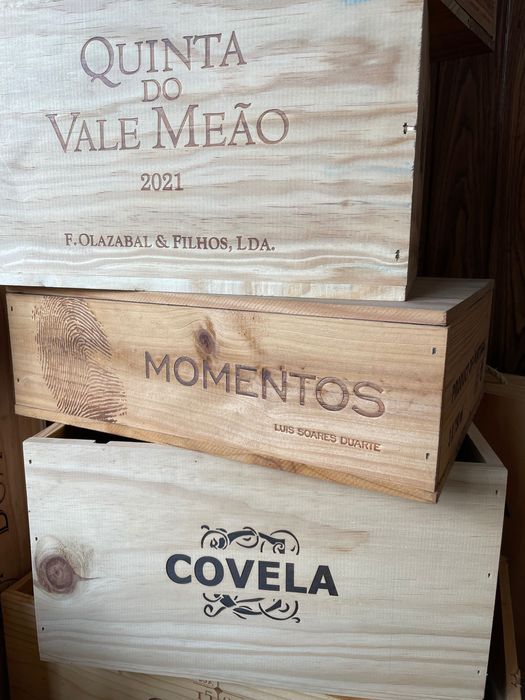 Caixas madeira de vinho