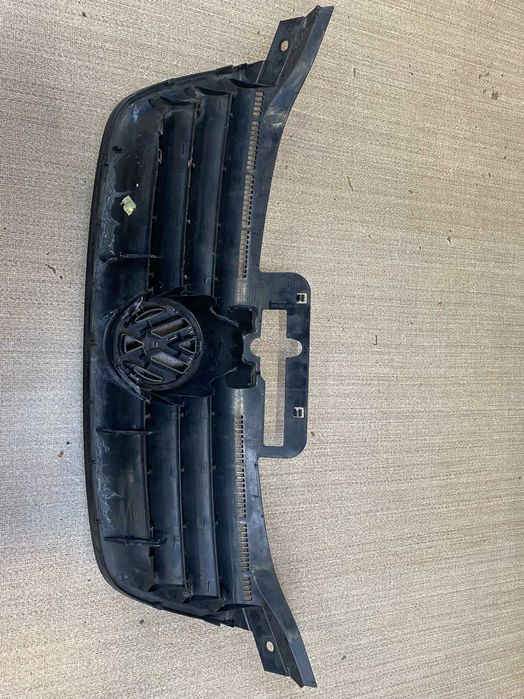 grill/atrapa zderzaka volkswagen caddy