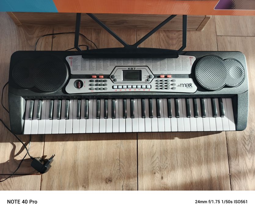 Keyboard KB7  max music