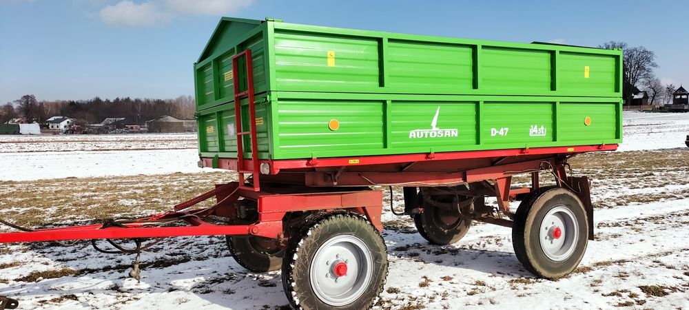 Przyczepa rolnicza wywrotka D-47 Sanok Autosan
