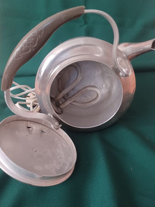 Чайник електричний вінтажний