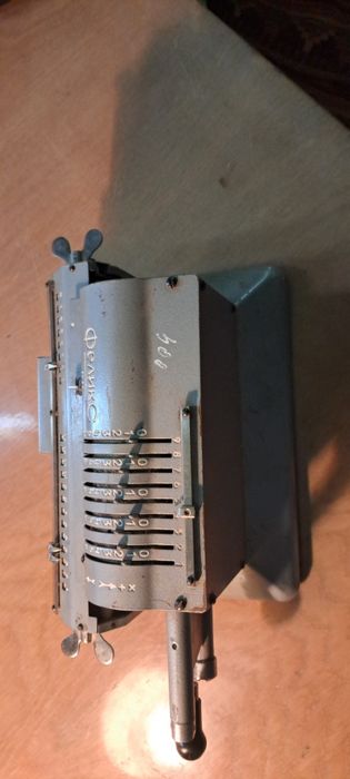 Рахувальна машина Фелікс