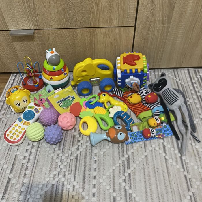 Набір іграшок до року