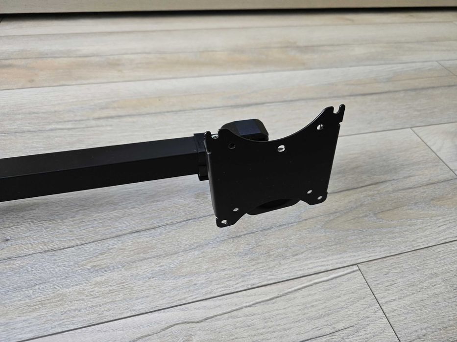 Uchwyt na 3 monitory iiyama DS1003C-B1. PRZEROBIONY +10cm!!