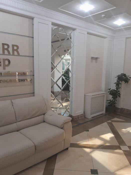 Продам сучасну квартиру у 15-й Перлині. Таїрова. Квартира підходить під державні програми. (360-915)