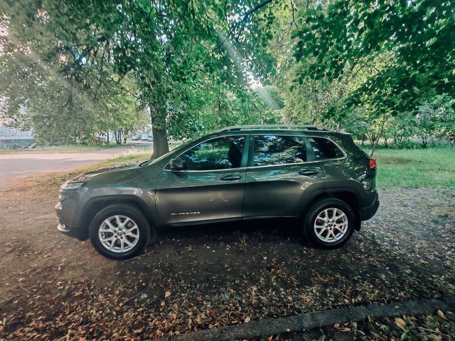 Jeep Cherokee KL  4*4   latitude 2016  ТЕРМІНОВИЙ ПРОДАЖ