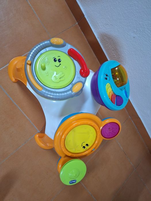 Mesa banda Musical Chicco