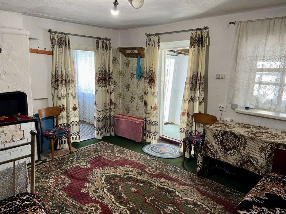 Будинок з жилою літньою кухнею село Іванів Вінницька область