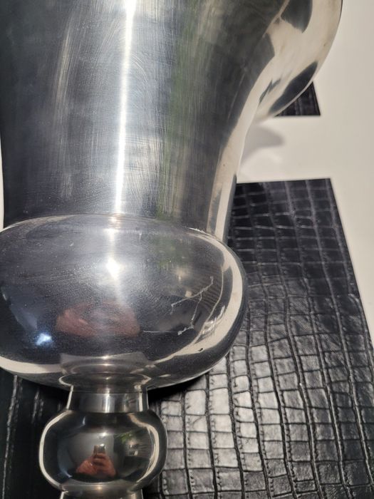 Doniczka duza wysoka osłonka wazon metal na nóżce