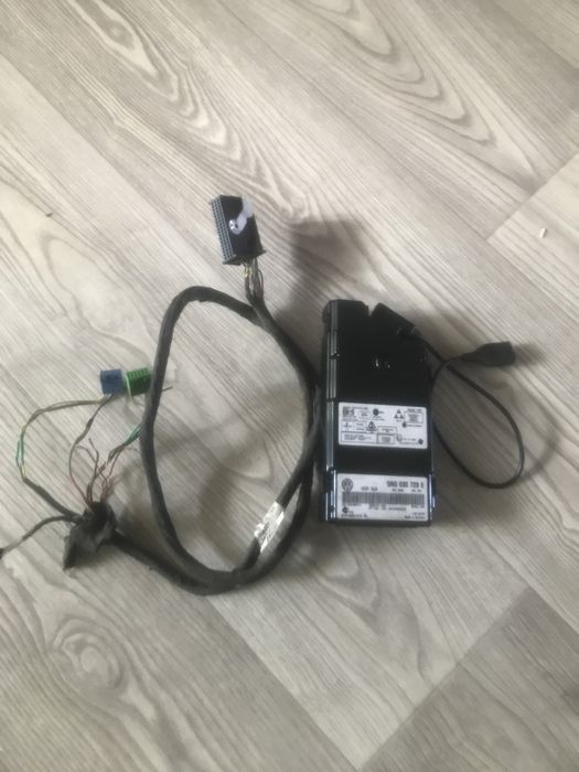 Блок Media- in .MDI  bluetooth vw 2 в одном